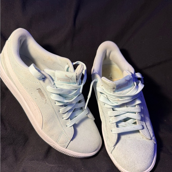 COPY - Puma Women's Sneakers - Picture 1 of 1